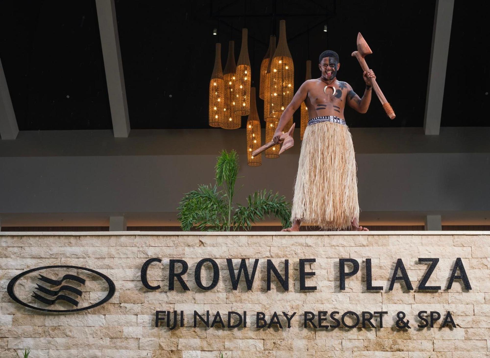 Crowne Plaza Fiji Nadi Bay Resort & Spa, An Ihg Hotel Exteriör bild